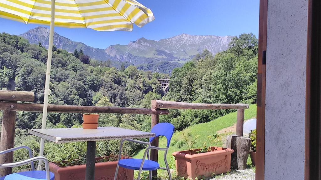 Agriturismo Cascina Cornella Cremeno Bagian luar foto